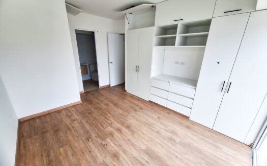 SE VENDE DEPARTAMENTO DUPLEX EN JESUS MARIA