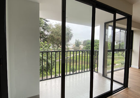 SE VENDE DEPARTAMENTO FLAT EN SANTIAGO DE SURCO PISO 3 CON VISTA AL PARQUE