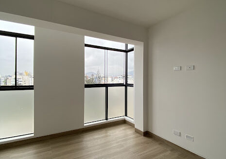 SE VENDE DEPARTAMENTO DUPLEX EN SURQUILLO