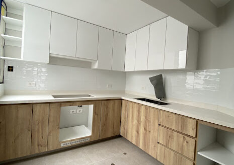 SE VENDE DUPLEX CON 4 DORMITORIOS EN SAN BORJA DE ESTRENO