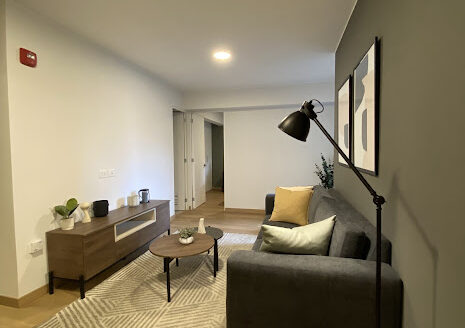 SE ALQUILA MODERNO DEPARTAMENTO EN SAN ISIDRO