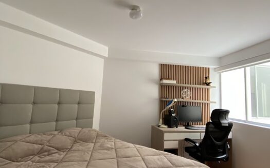 SE VENDE DEPARTAMENTO EN SANTIAGO DE SURCO CHACARILLA DE 3 DORMITORIOS