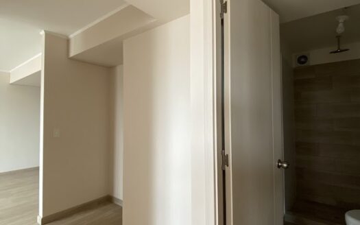 SE VENDE DEPARTAMENTO EN MIRAFLORES DE 3 DORMITORIOS DE ESTRENO.