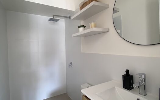 SE VENDE DEPARTAMENTO DE 2 DORMITORIOS EN SAN ISIDRO