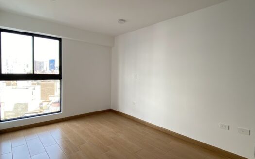 SE VENDE DEPARTAMENTO DE 3 DORMITORIOS VISTA INTERIOR BIEN ILUMINADA EN PUEBLO LIBRE