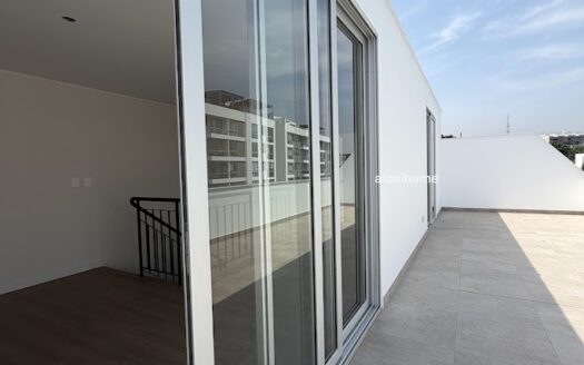 SE VENDE DUPLEX DE 4 DORMITORIOS EN SAN BORJA